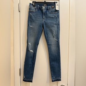 NWT A+F Harper low rise ankle jeans (27 Long)